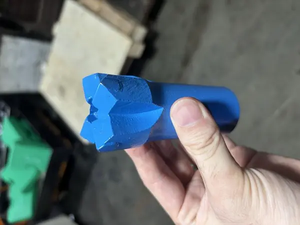 Thread Cross Bit